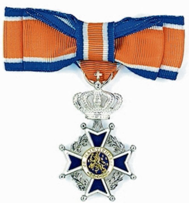 Afbeelding lintje Ridder-7ec35782-abe7-479c-b592-5d85e3c69f2d.png